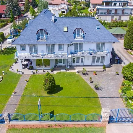 Margret Haz Balatonfüred