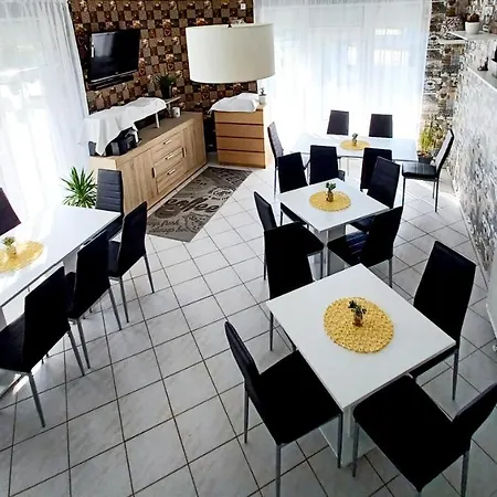 Margret Haus 3*