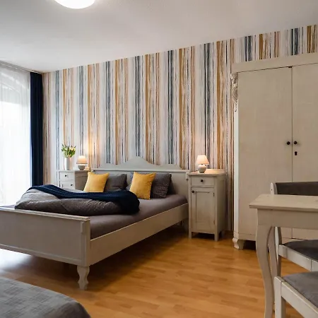 Margret Haus 住宿加早餐酒店 巴拉顿菲赖德