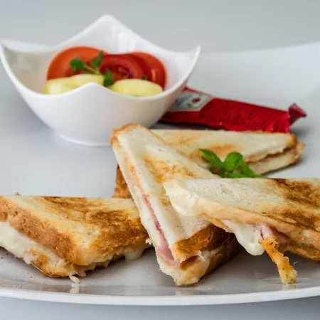 Margret Haus 3* 巴拉顿菲赖德